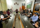 Bupati-Flores-Timur-Beserta-Kapolres,-Dandim,-Ketua-DPRD-serta-Kedua-Kepala-Desa-Satukan-Langkah-Wujudkan-Percepatan-Perdamaian-Dua-Desa-yang-Berselisih