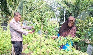 Bhabinkamtibmas-Buncitan-Dorong-Warga-Tanam-Sayur