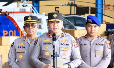 Ratusan-Personel-Brimob,-Samapta,-Medis,-dan-K9-Dikerahkan-Polri-Perkuat-Penanganan-Bencana