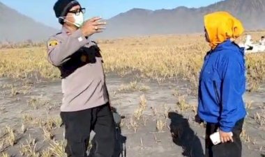 Cegah-Karhutla,-Polres-Probolinggo-Intensifkan-Patroli-di-Kawasan-Wisata-Gunung-Bromo