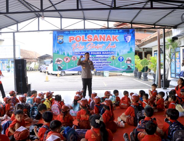 Polisi Sahabat Anak  Polres Madiun Edukasi Tertib Lalin Sejak Dini