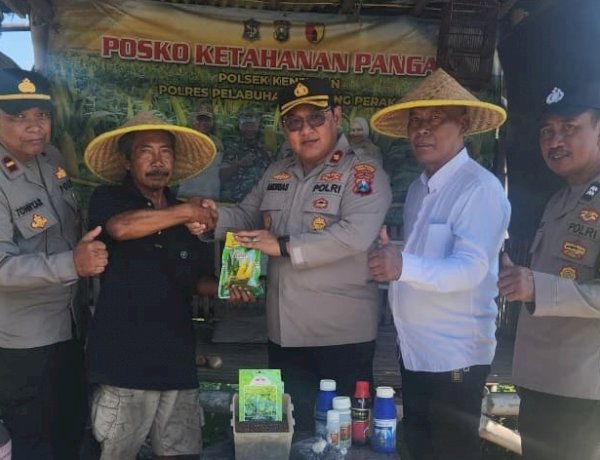 Polres Pelabuhan Tanjungperak Salurkan Bantuan Bibit dan Obat Hama untuk Kelompok Tani