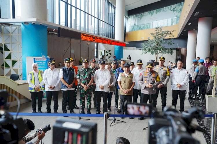 Tinjau Pelabuhan Merak, Kapolri Sebut Terjadi Penguraian Kepadatan Imbas Kebijakan Diskon Tiket dan WFA