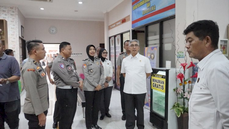 Tim Stamarena Polri Gelar Asistensi Pelayanan Publik di Polresta Sidoarjo
